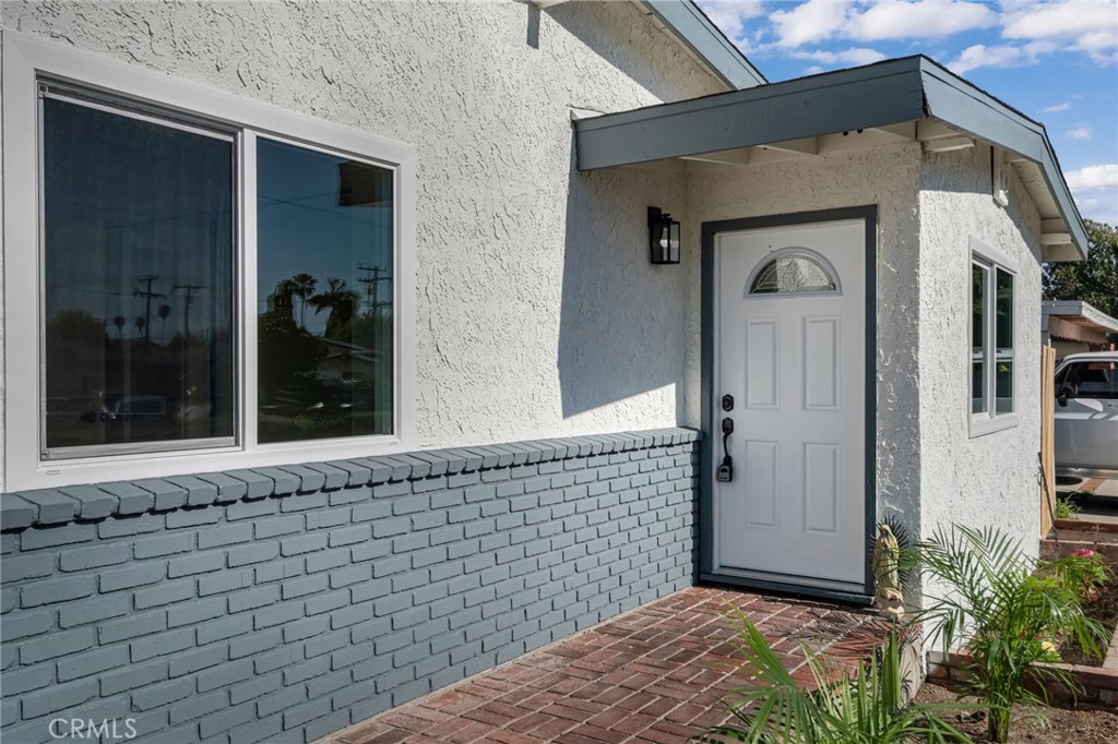 11203 Redberry Property Photo 3
