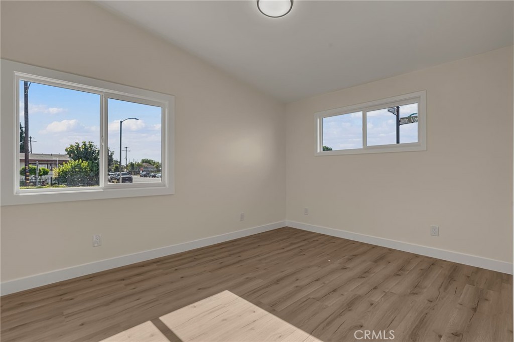 11203 Redberry Property Photo 16