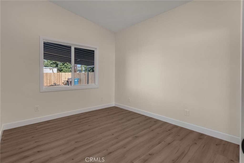 11203 Redberry Property Photo 20