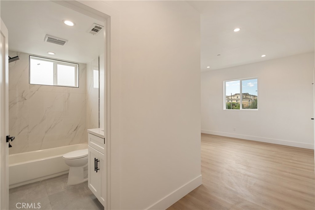 2843 Folsom Property Photo 32