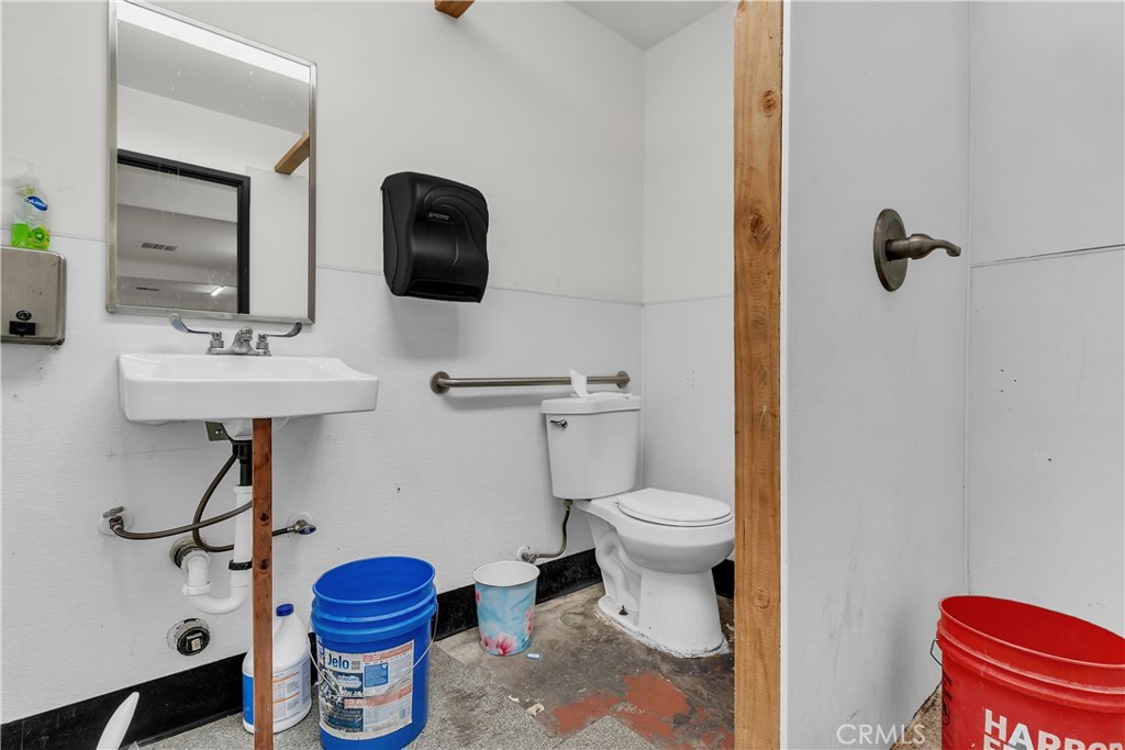5110 Whittier Property Photo 31