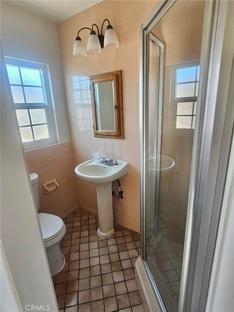 10502 Ravenswood Property Photo 9