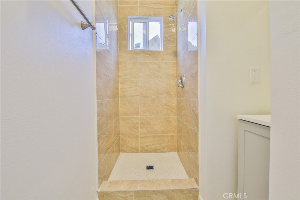 10502 Ravenswood Property Photo 22