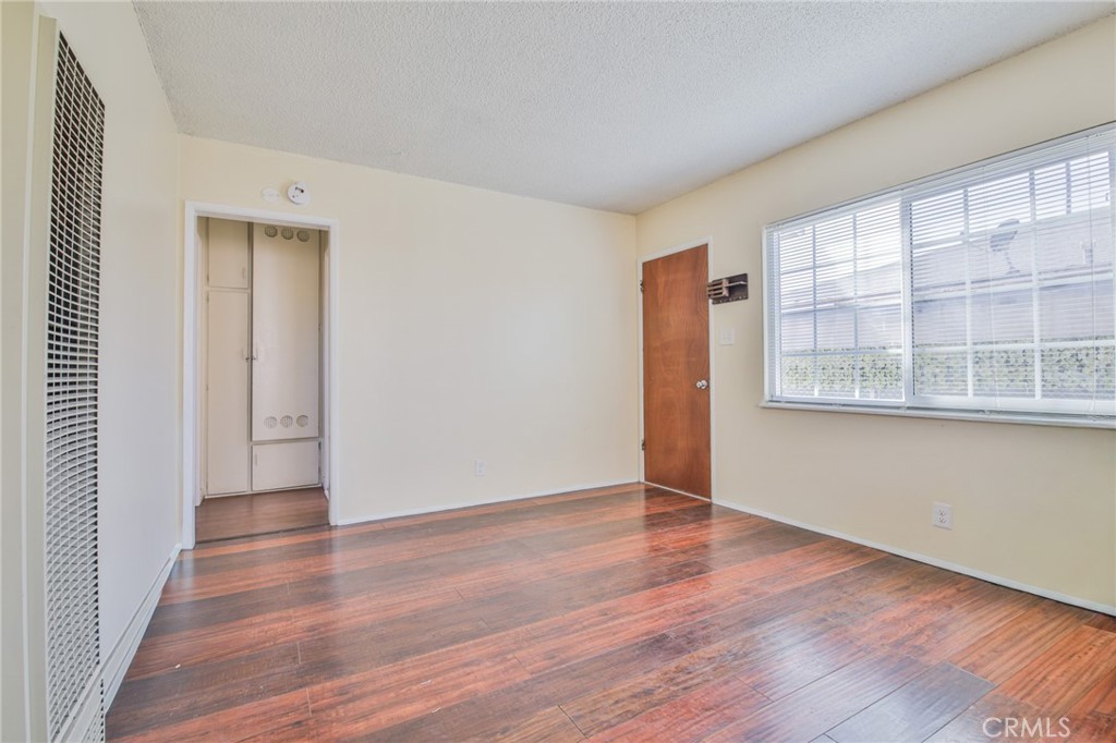 10502 Ravenswood Property Photo 27