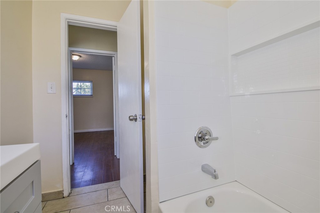 10502 Ravenswood Property Photo 28