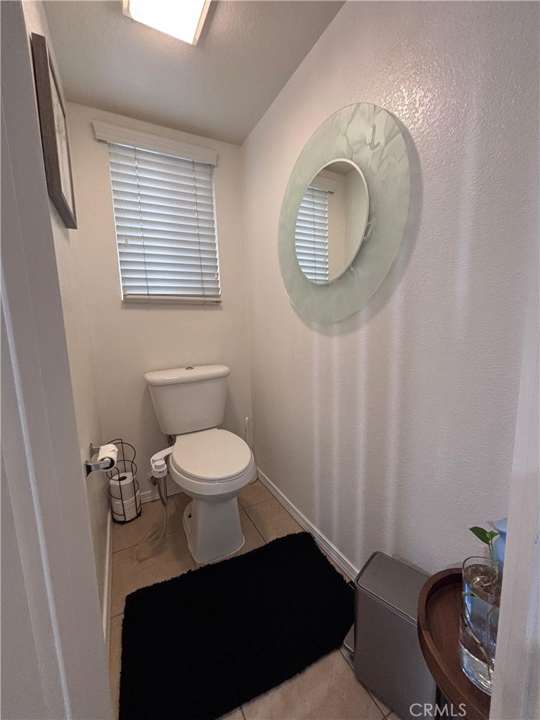 560 Coudures Property Photo 6