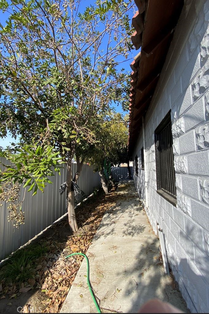 5324 Pacific Boulevard Property Photo 5