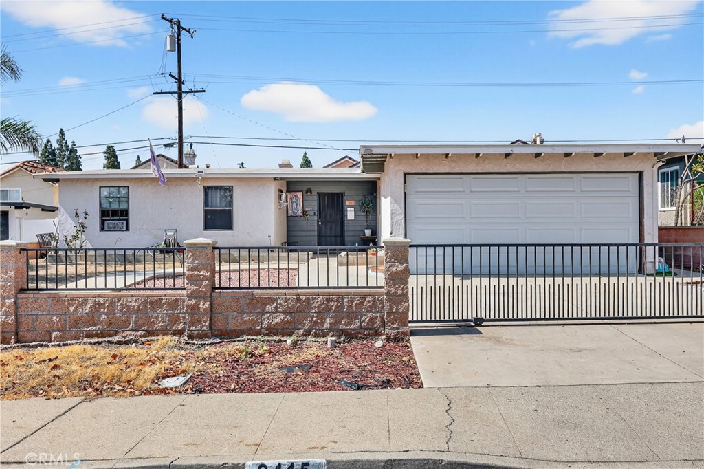 2415 Merrywood Property Photo 3