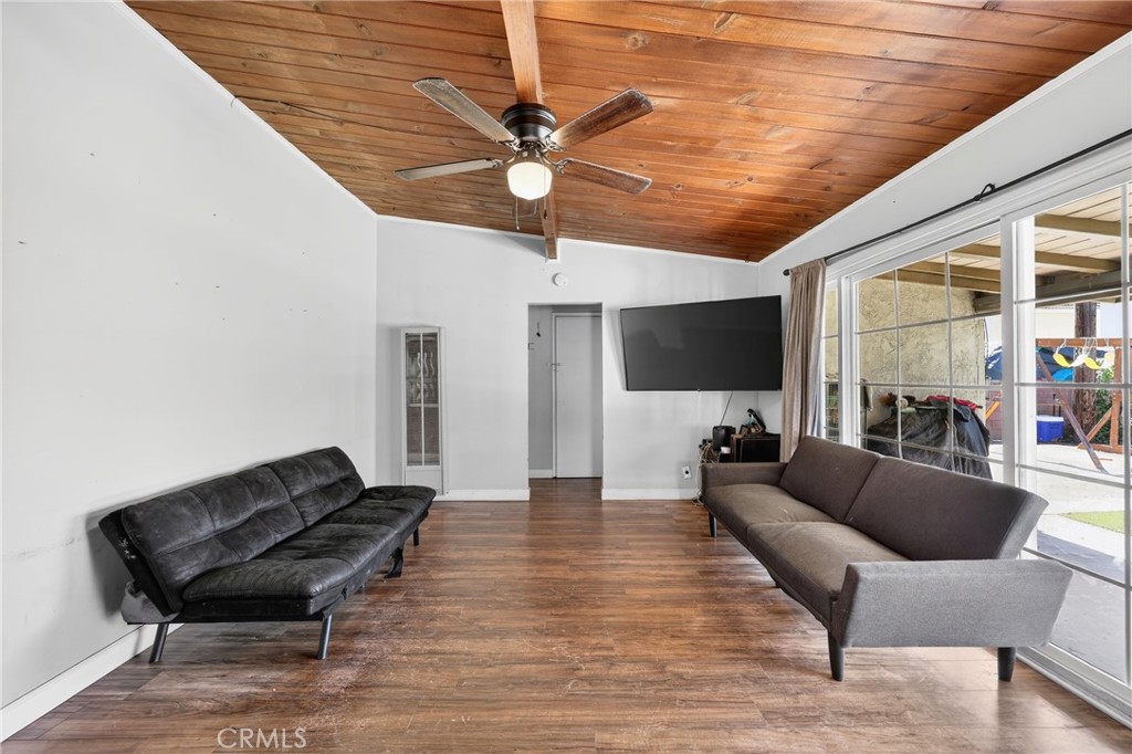 2415 Merrywood Property Photo 10