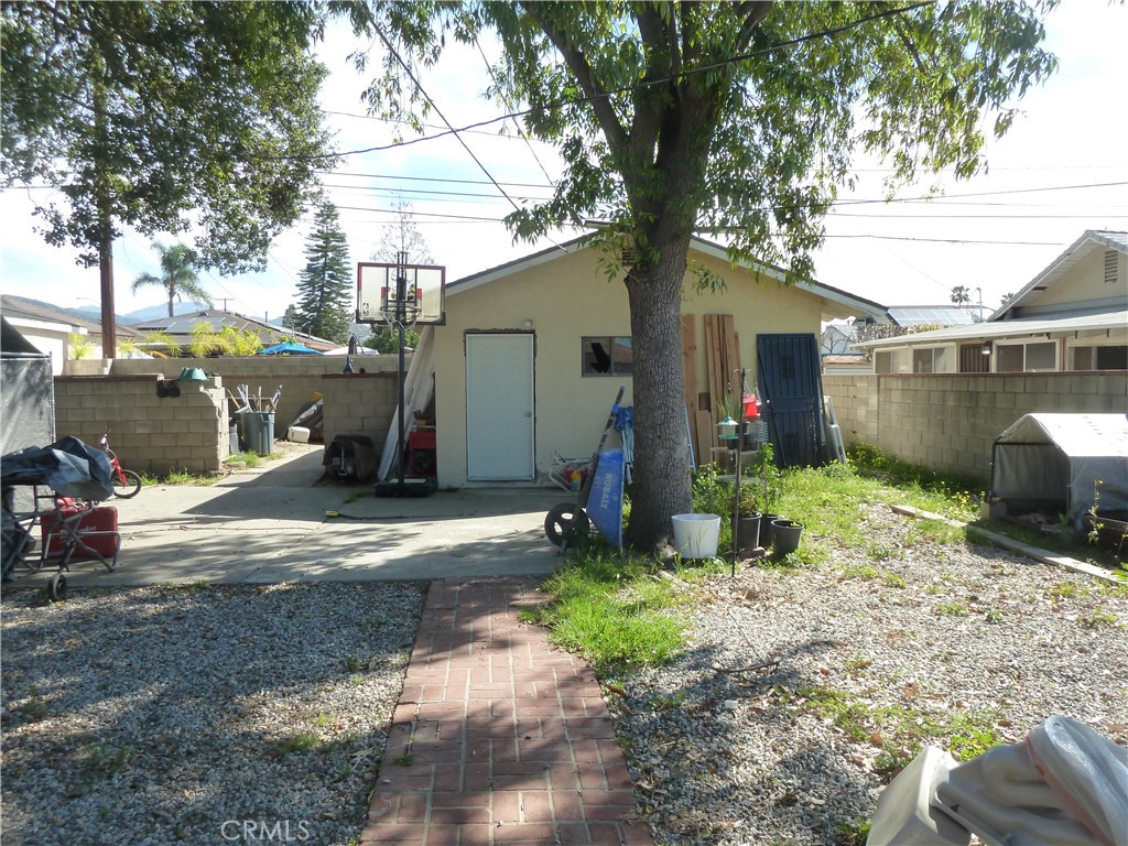 936 N Enid Property Photo 17