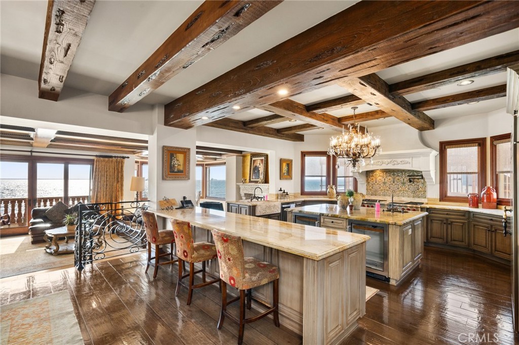 2 60th Place Property Photo 14