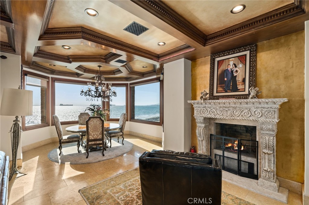 2 60th Place Property Photo 18