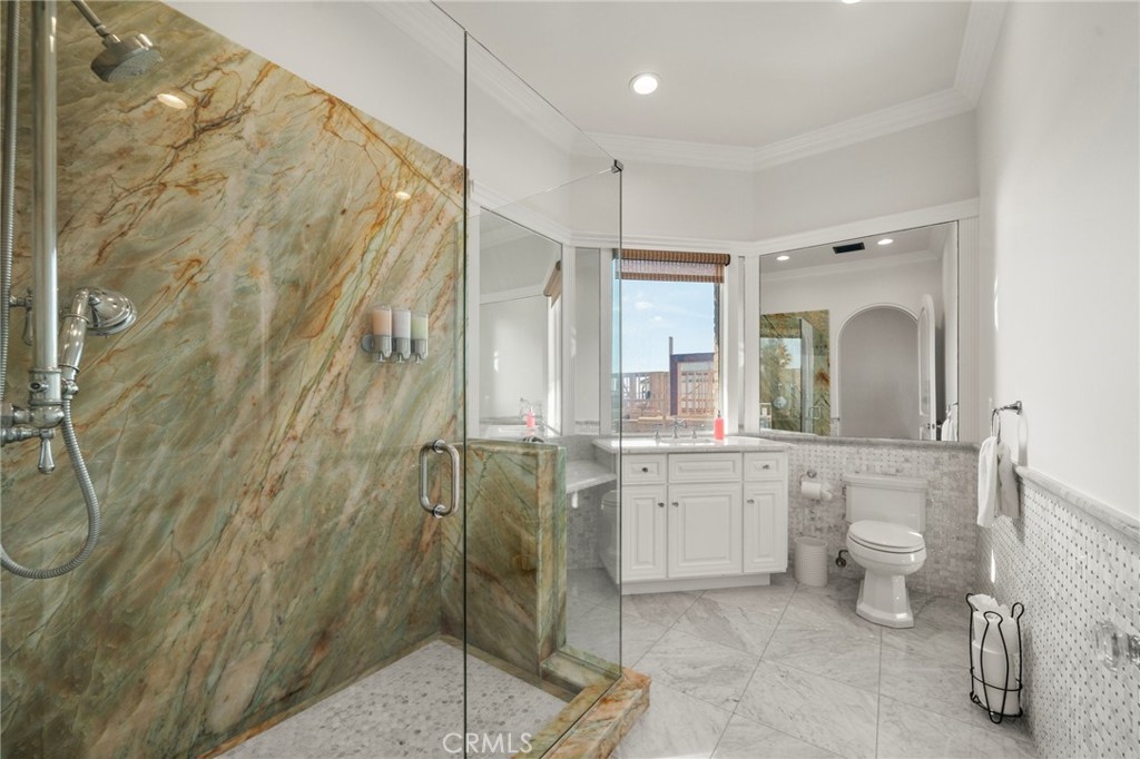 2 60th Place Property Photo 37