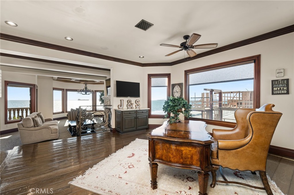 2 60th Place Property Photo 39