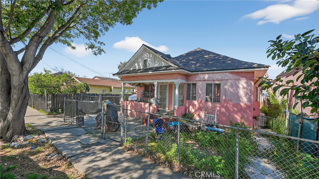 3631 Trinity Street Property Photo 2