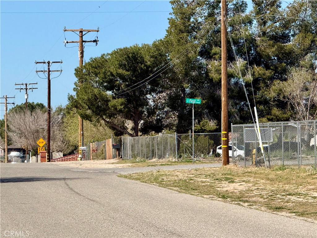 1 Lemon Property Photo 8