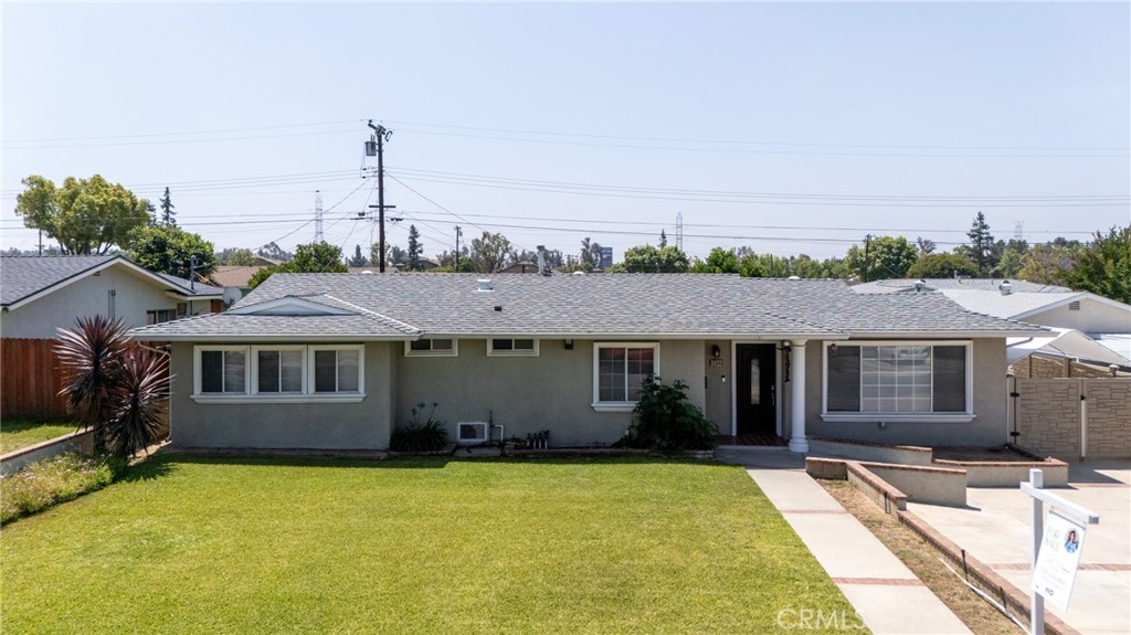 2022 E Linfield Property Photo 28