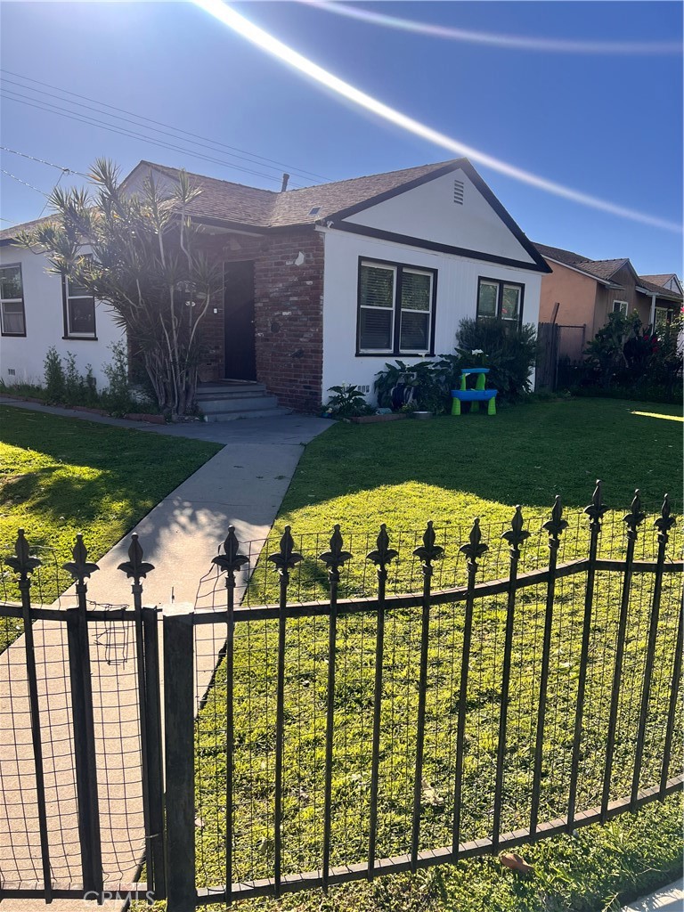 9346 Canford Property Photo 1
