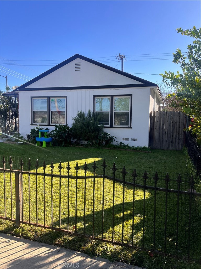 9346 Canford Property Photo 3