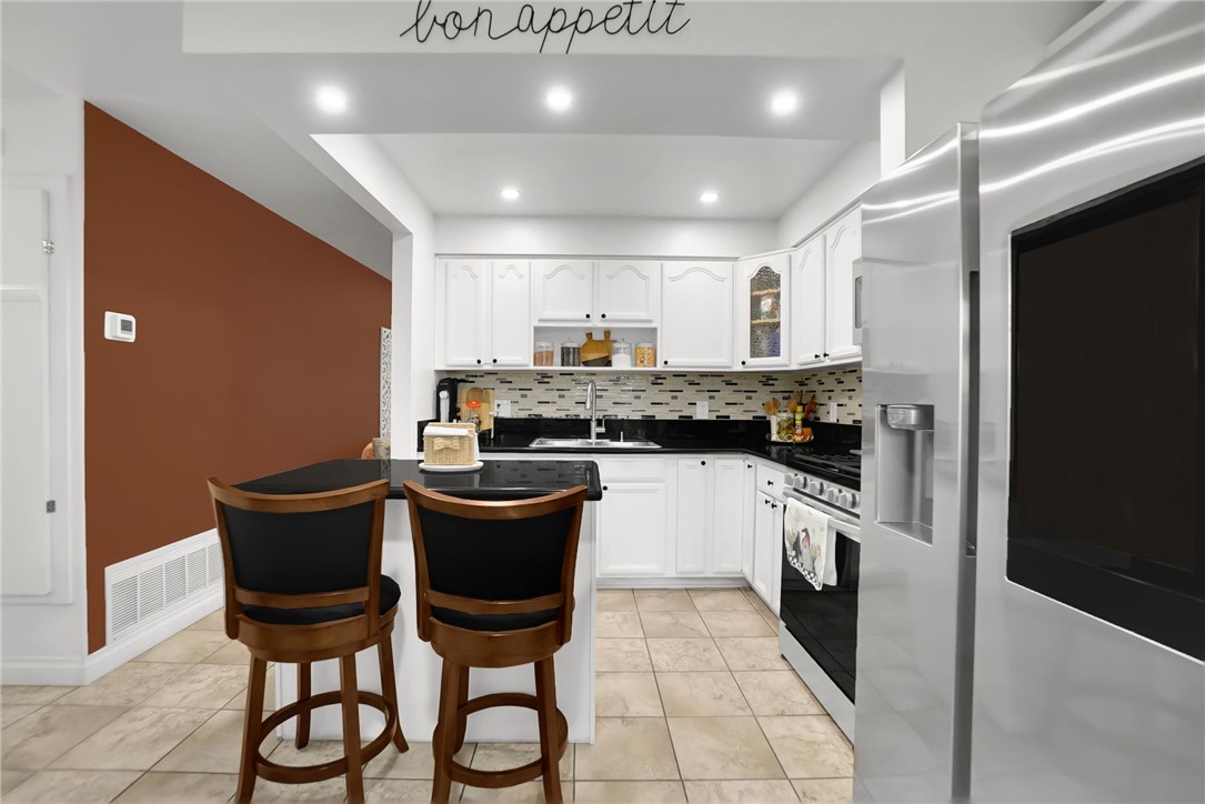 1795 W Glenoaks Avenue Property Photo 13