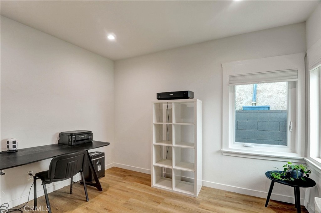 929 N Sunset Property Photo 16
