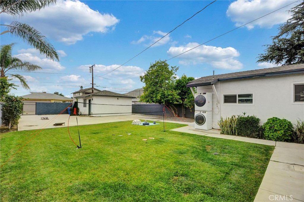 929 N Sunset Property Photo 21