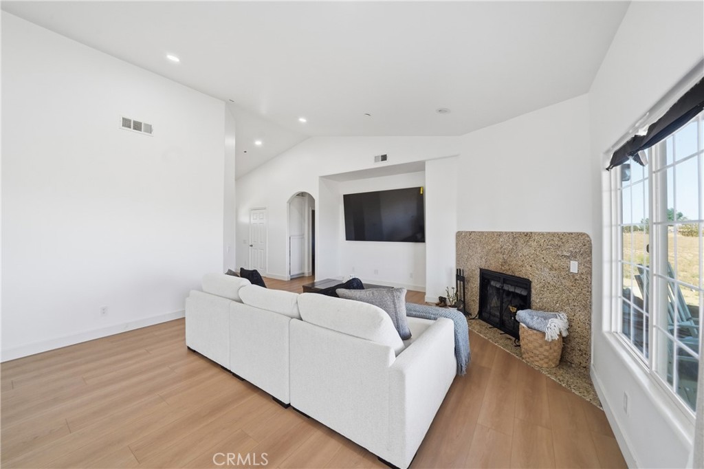 7576 Sunset Property Photo 5