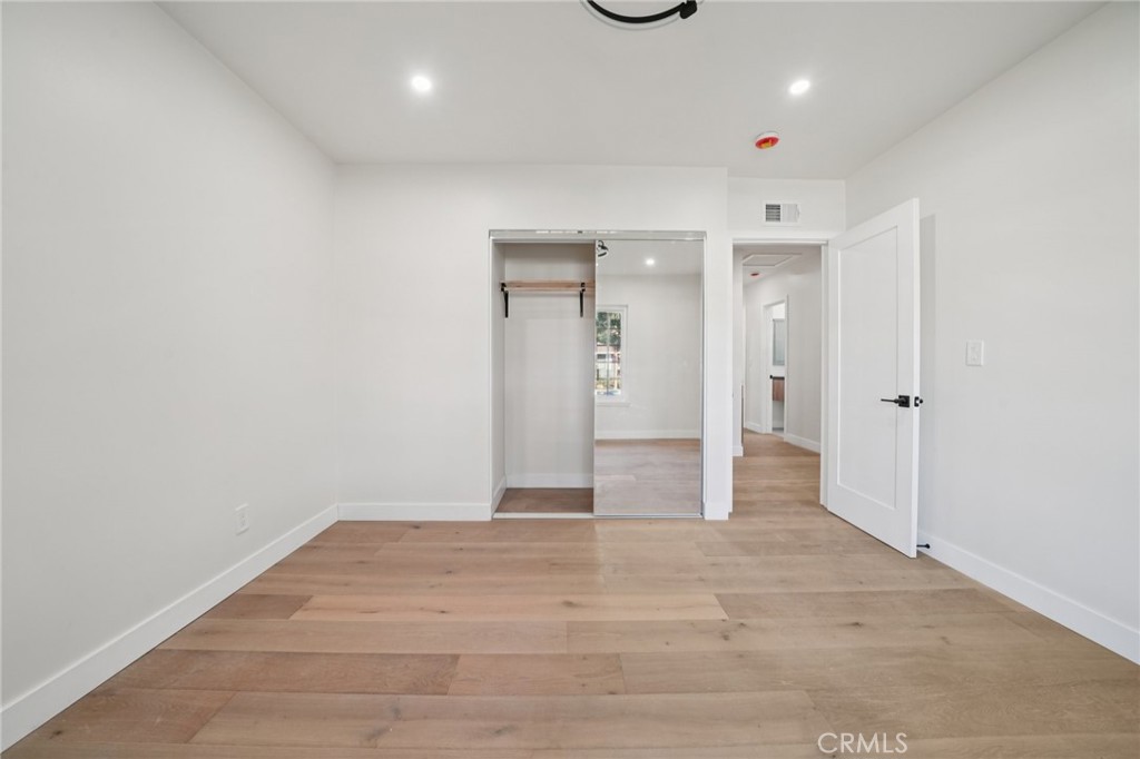 1098 Syracuse Property Photo 31