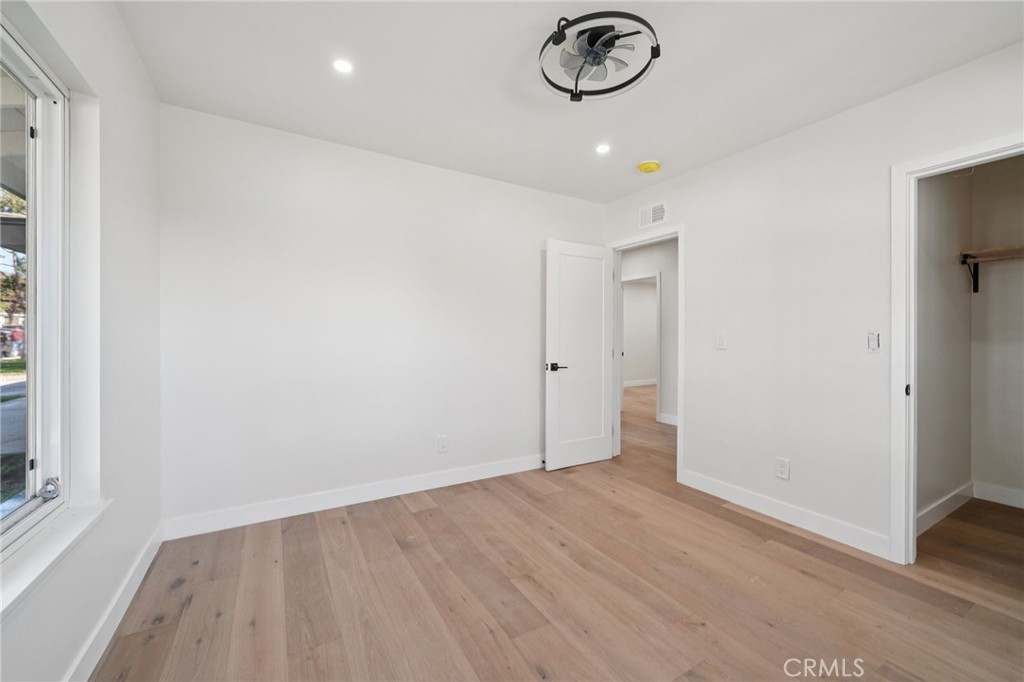 1098 Syracuse Property Photo 35