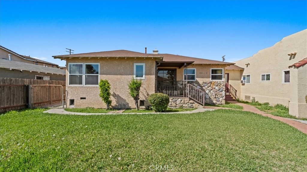 3335 California Avenue Property Photo 6