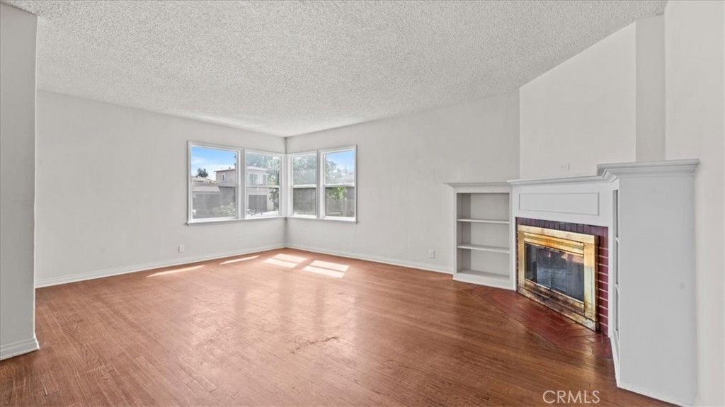 3335 California Avenue Property Photo 8