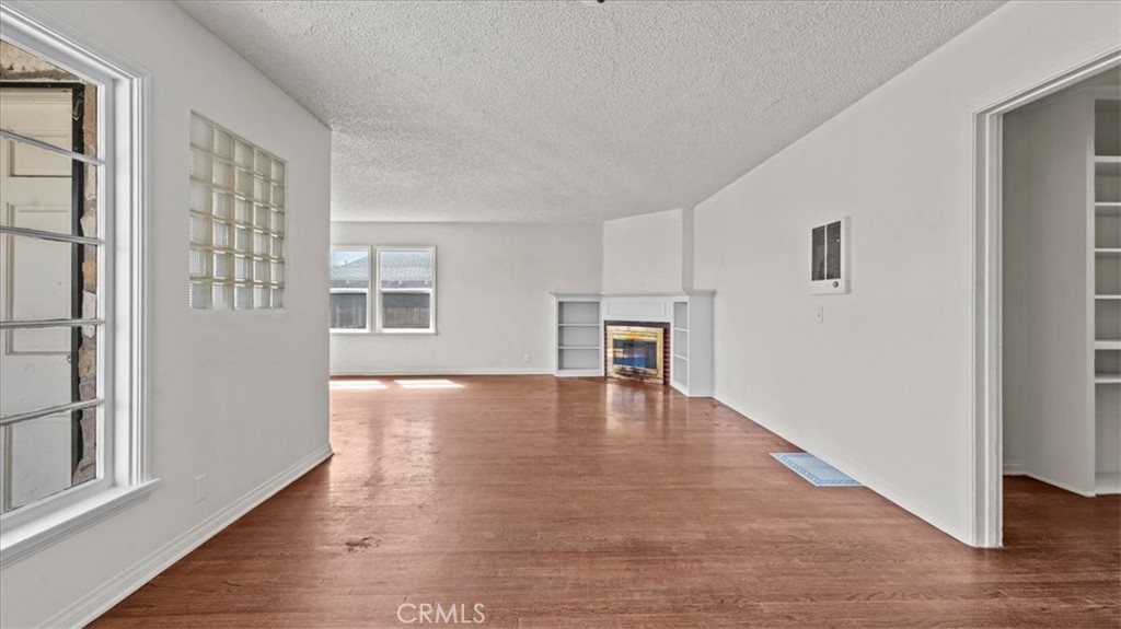 3335 California Avenue Property Photo 11