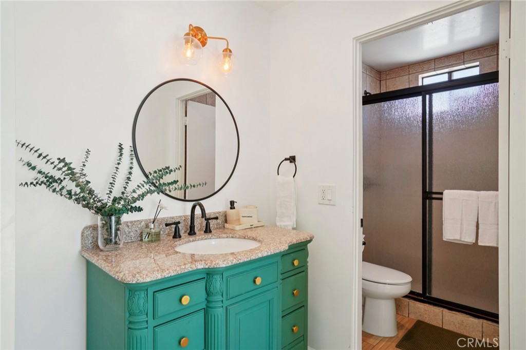 2825 E Verona Road Property Photo 8