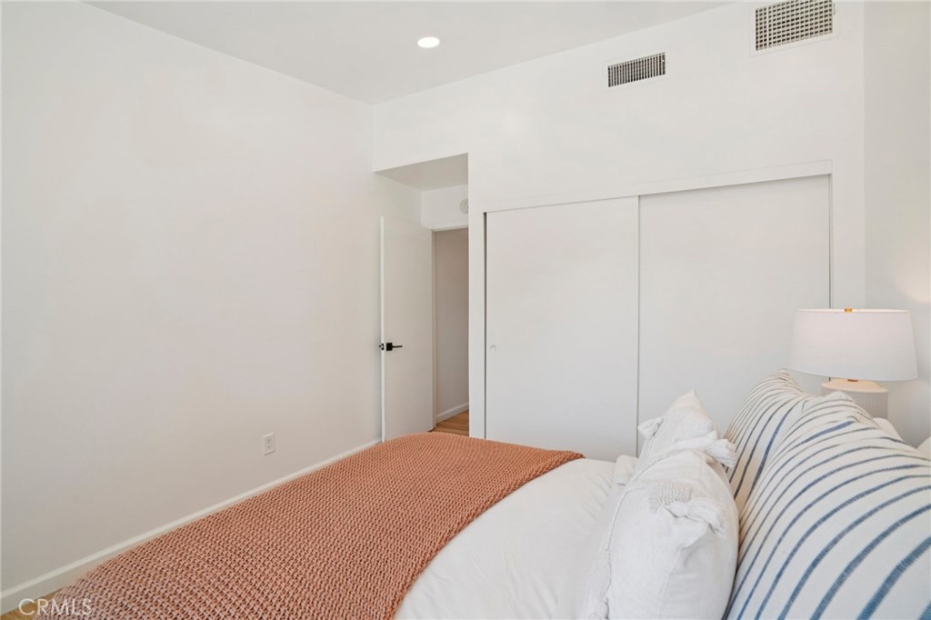 2825 E Verona Road Property Photo 17