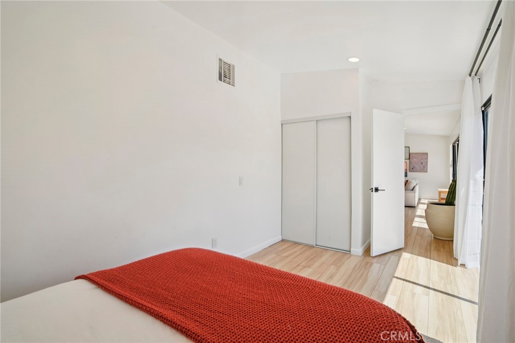 2825 E Verona Road Property Photo 21