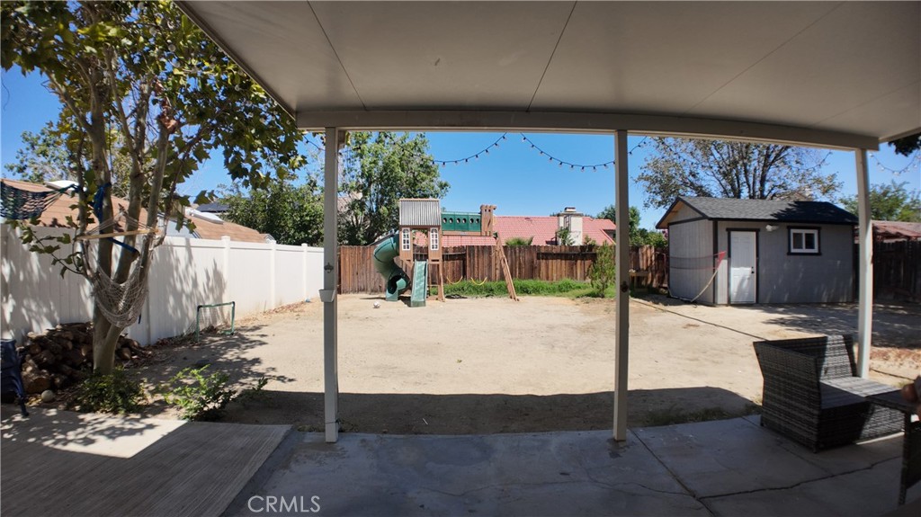 2335 Langhorn Property Photo 4