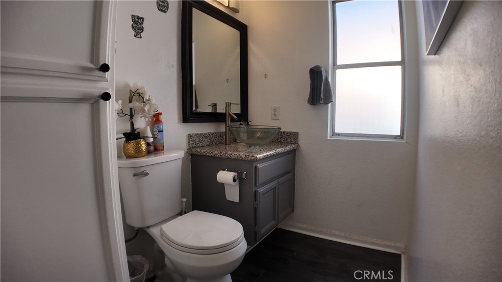 2335 Langhorn Property Photo 26