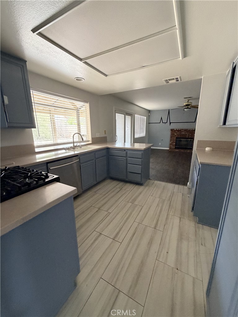 43922 Fallon Drive Property Photo 12