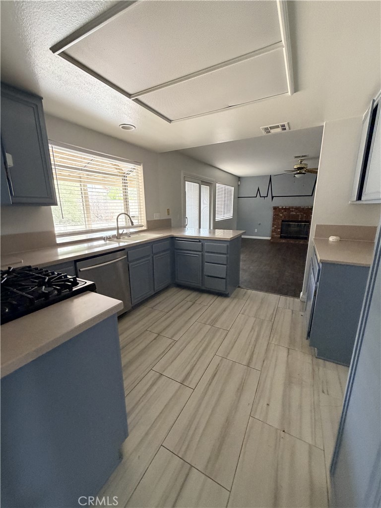 43922 Fallon Drive Property Photo 12