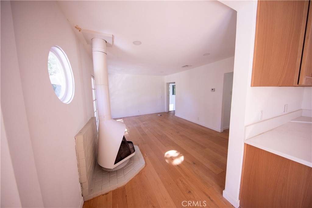 785 Skyland Property Photo 3