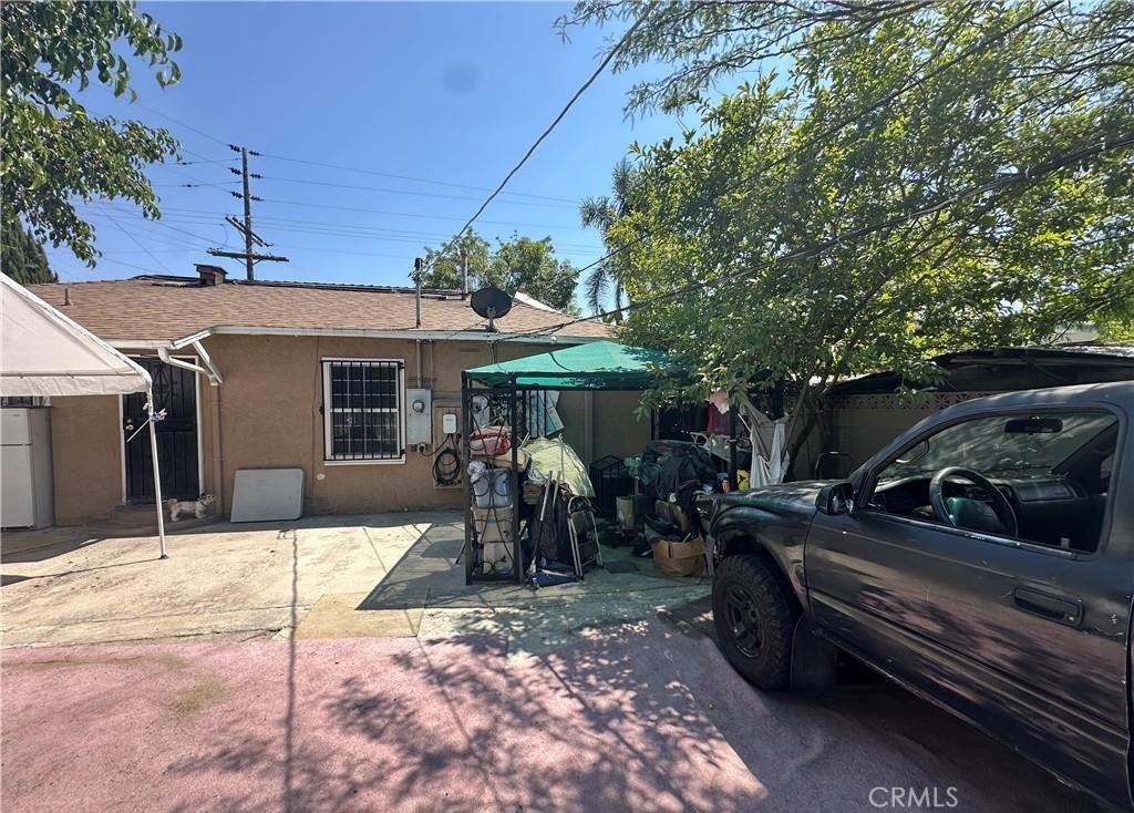 10673 Saticoy Property Photo 14