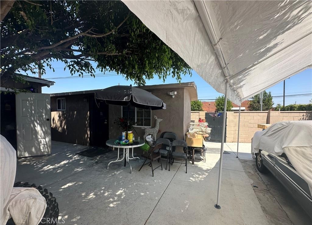 10673 Saticoy Property Photo 17