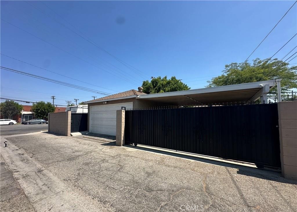 10673 Saticoy Property Photo 20