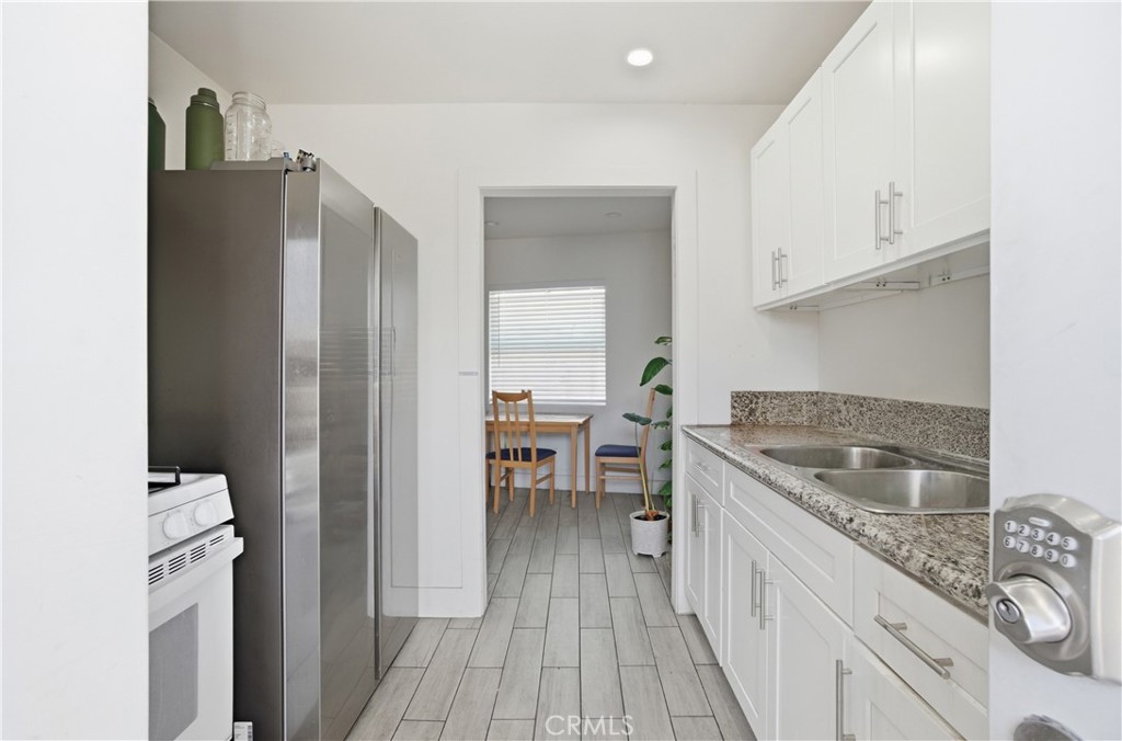 8317 Whittier Property Photo 19