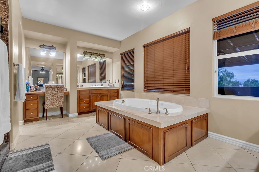 42740 Portraits Ln Property Photo 31