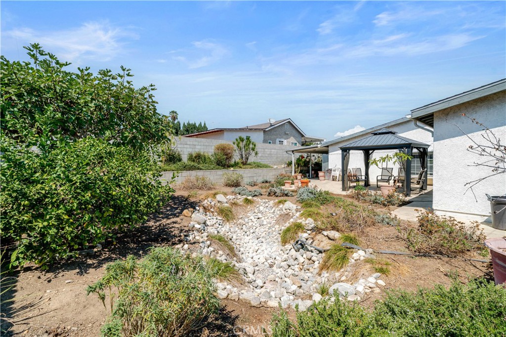 17528 Northam Property Photo 31