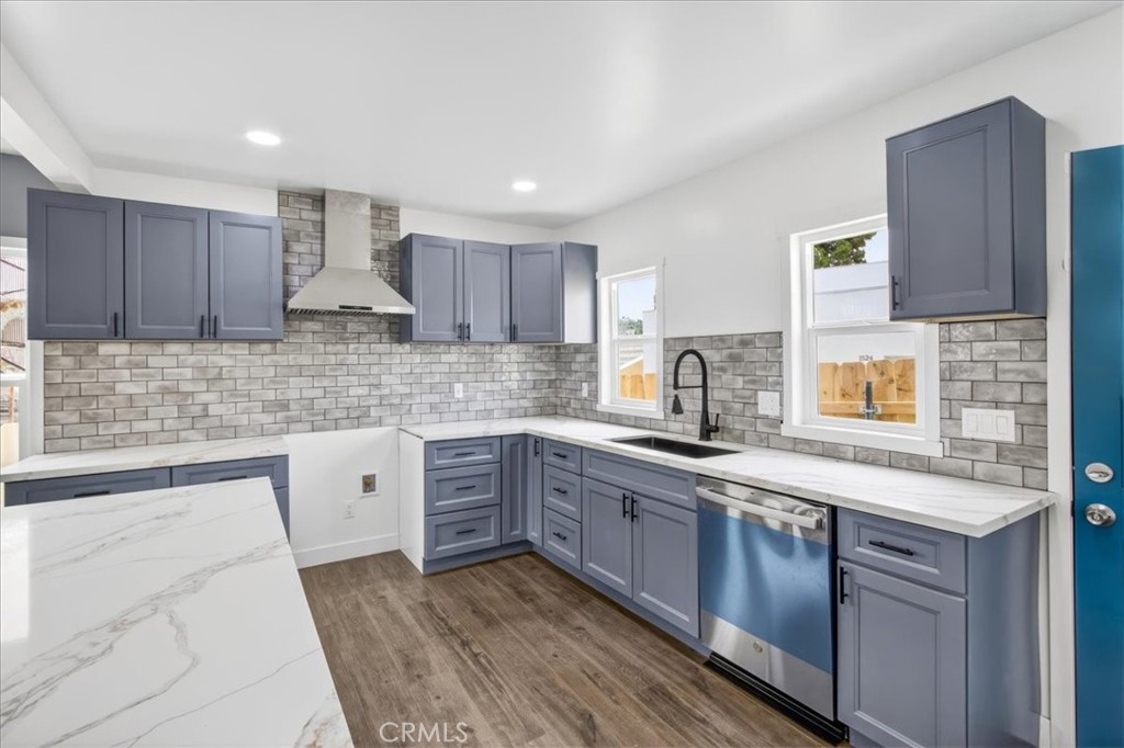 1521 N Bonnie Beach Property Photo 16