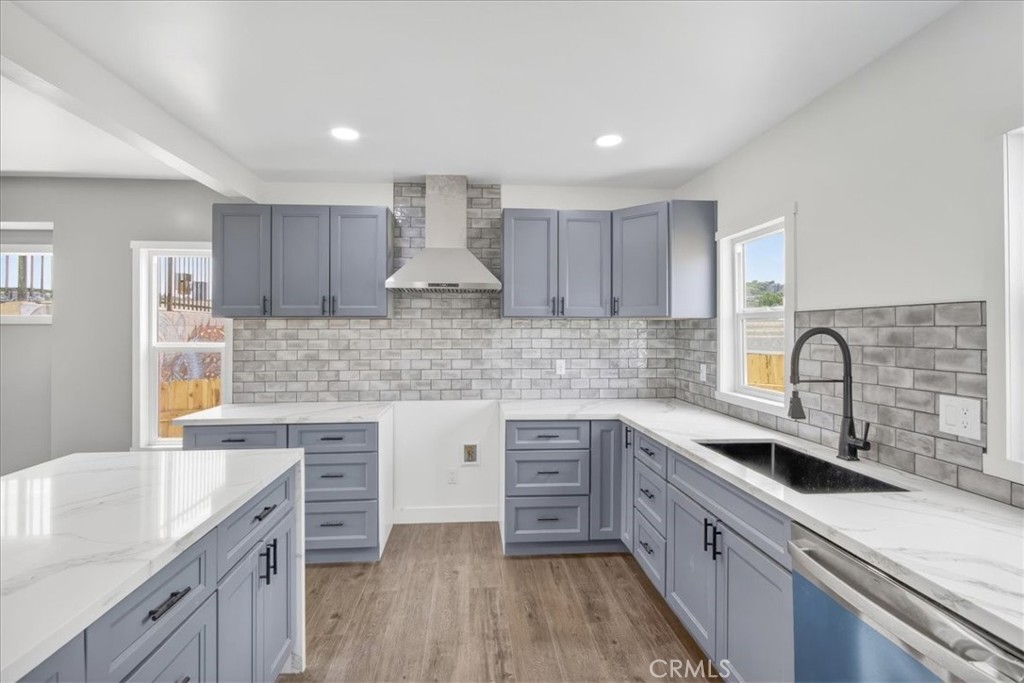 1521 N Bonnie Beach Property Photo 17