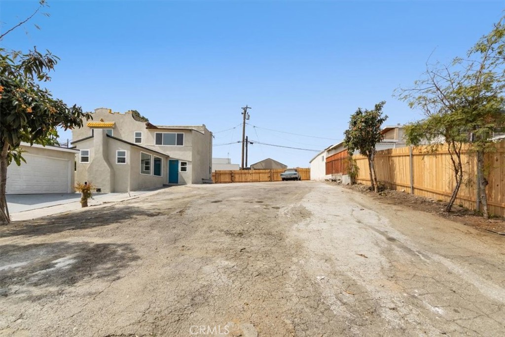 1521 N Bonnie Beach Property Photo 35