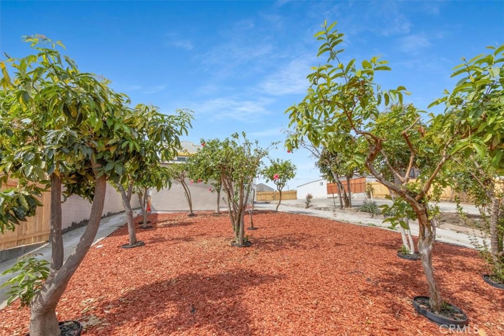 1521 N Bonnie Beach Property Photo 37